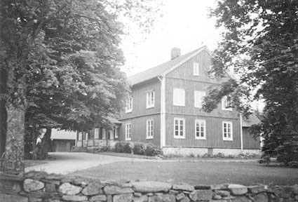 Ägare 1952: Glimåkra pastorat.