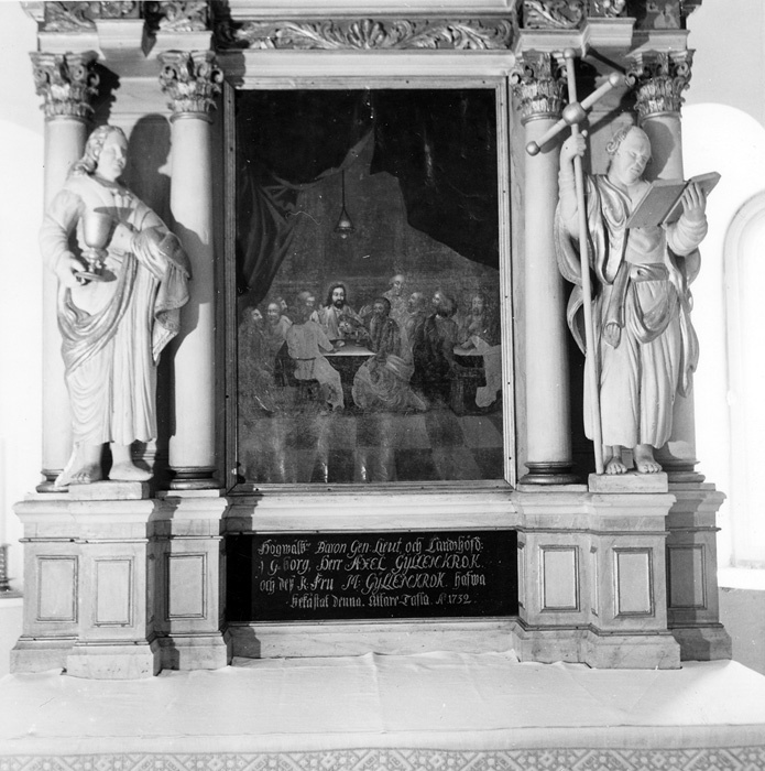 Altaruppsatsen i Igelösa kyrka.