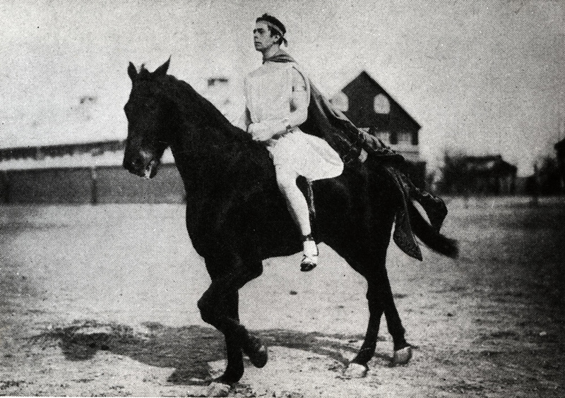 Löjtnant Hyltén Cavallius. Ryttarfesten år 1916.