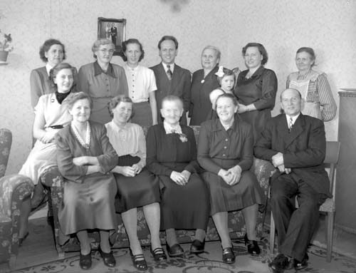 Fru Svärd 80 årsdag grupp Mölleryd.