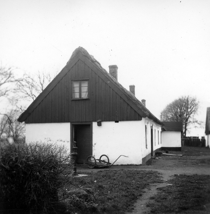 Gamla prästgården i Ilstorp. 1957 var det arren...