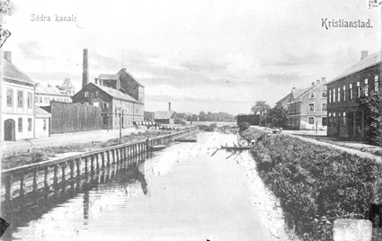 Södra kanalen i Kristianstad, vy från Gjuteribron.