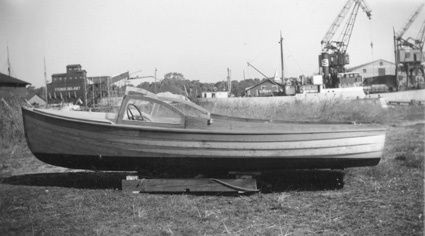 Passbåt (nöjesbåt för dagsturer).