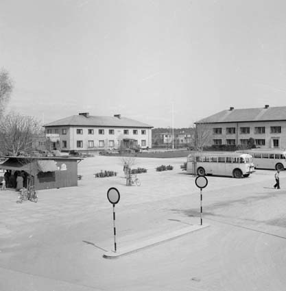 Bromölla köping, Ivötorget 1955,  med brukskont...