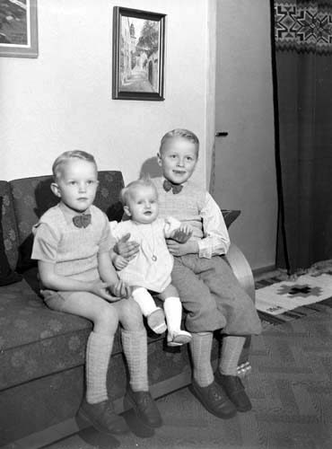 Bror och Karin Anderssons barn, Esperyd.