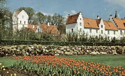 Bosjöklosters kyrka från omkring 1150.