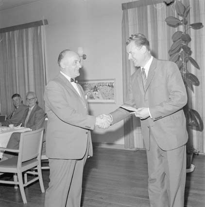 Kommunalingenjör Rolv von Felizeh avtackas 1963.