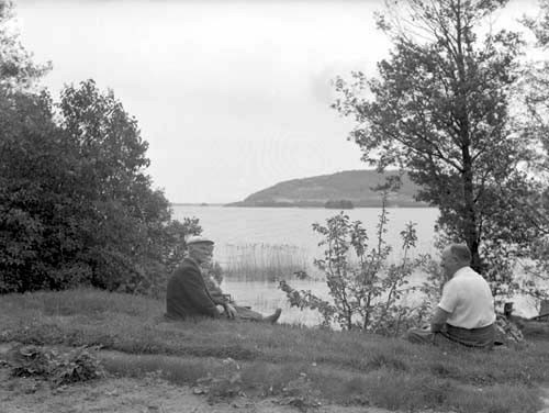 Nils Bondesson o Björnlunds m. sjön Snäckestad.
