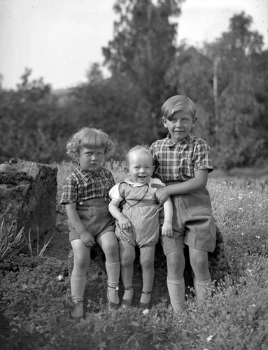 Harald Jönssons pojk o Pihls barn Allet.