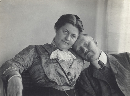 Mamma och Pappa på verandan i Falsterbo 1912.