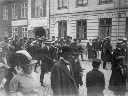 Vaktparaden A3. Ö. Storgatan 1913.