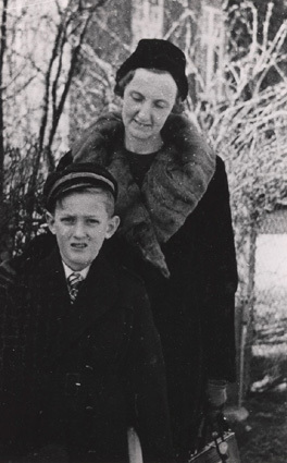 Vår 1938. Amelie och Eskil.