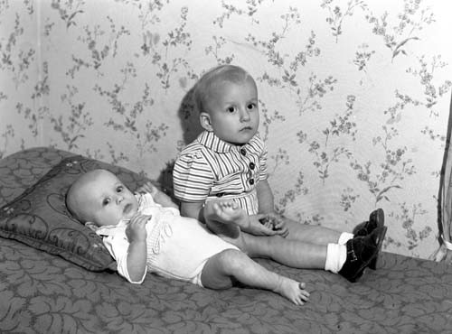 Lennart och Inga-Greta Perssons barn. Vånga.