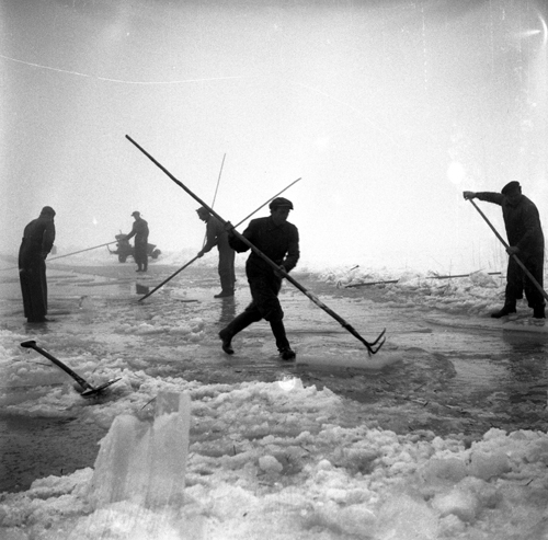 Is - på Gyllebosjön.