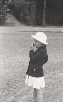 Marianne Briem, 1937.