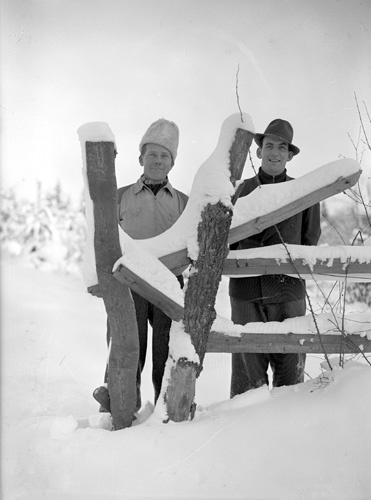 Fritz Mjömark och Nisse Olander, Mjönäs.