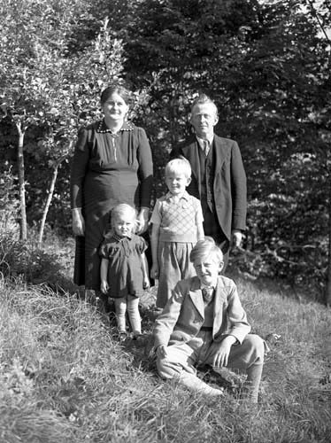 Arvid Olofsson familjen ute Arkelstorp.