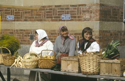 1800-talsmarknad, 1997.
