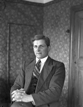 Otto Olsson Sverkedal bröstbild.
