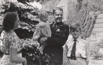 Juli 1939. Marianne, Anne-Marie, Sven, Eskil.