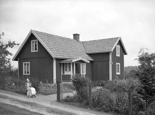 Hilding Krantz hus och dottern Evy, Mjönäs.