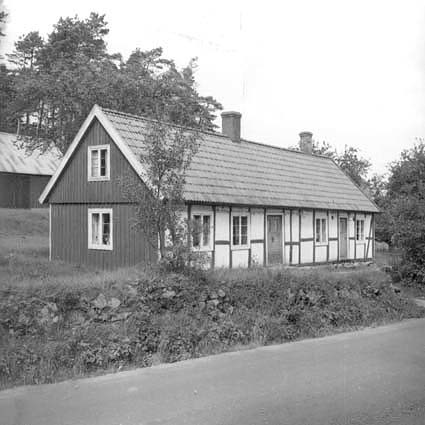 Ägare 1954: Anna Persson.