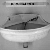 KrM 34/71 1 - Tvättställ