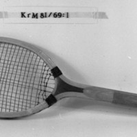 KrM 81/69 1 - Racket