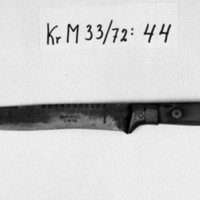 KrM 33/72 44 - Brödkniv