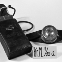 KrM 11/83 2 - Batteriväska