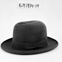 KrM 19/74 14 - Hatt
