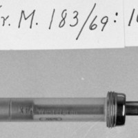 KrM 183/69 109 - Injektionsspruta