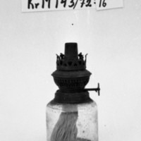 KrM 143/72 16 - Fotogenlampa