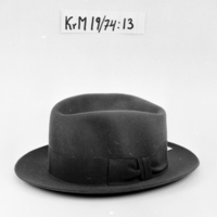 KrM 19/74 13 - Hatt