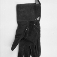 KrM 112/75 19 - Handske