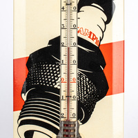 KrM 65/83 80 - Emaljskylt med termometer och reklam för Champion tändstift