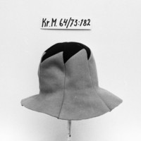 KrM 64/73 182 - Hatt