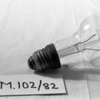 KrM 102/82 - Glödlampa