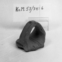 KrM 57/74 6 - Keramikföremål