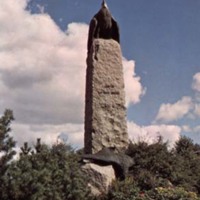 KrM KJBA002967 - Monument