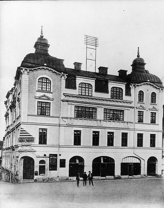 1905-1911. Centralpalatset - Prästgatan 30
