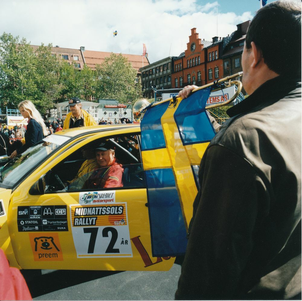 Östersund år 2000 -  Midnattssolsrallyt för bil...