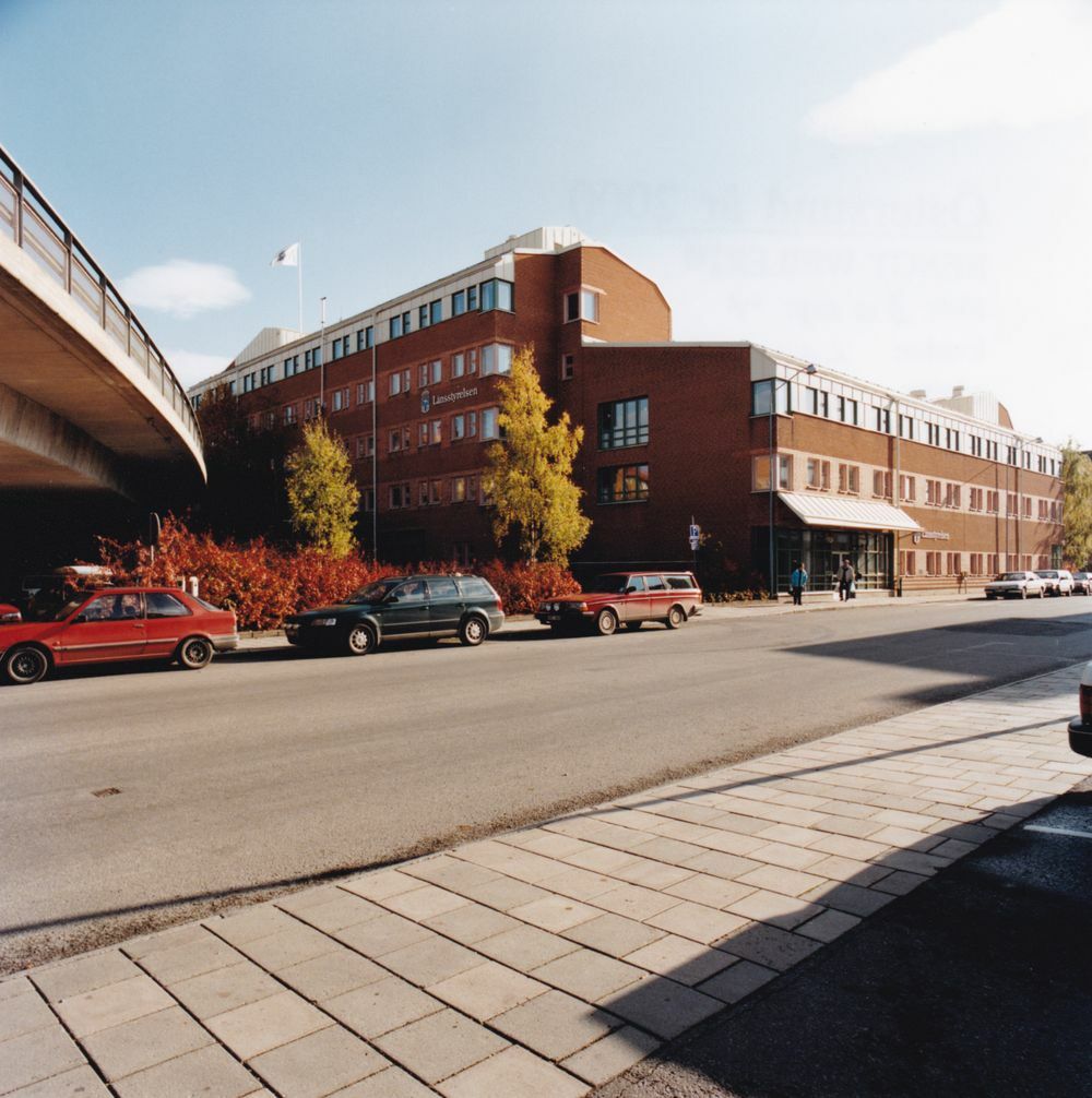 Östersund år 2000 -  Under bron