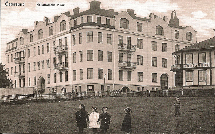 Hellströmska huset, korsningen Prästgatan/Gräns...