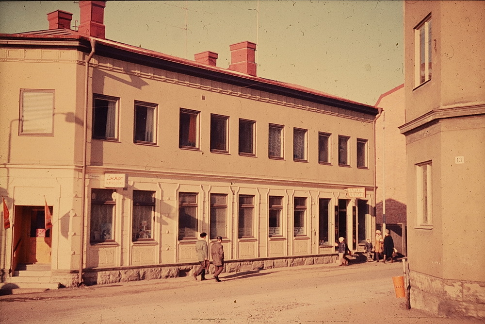 Prästgatan 54, Sparbanken åren 1887-88