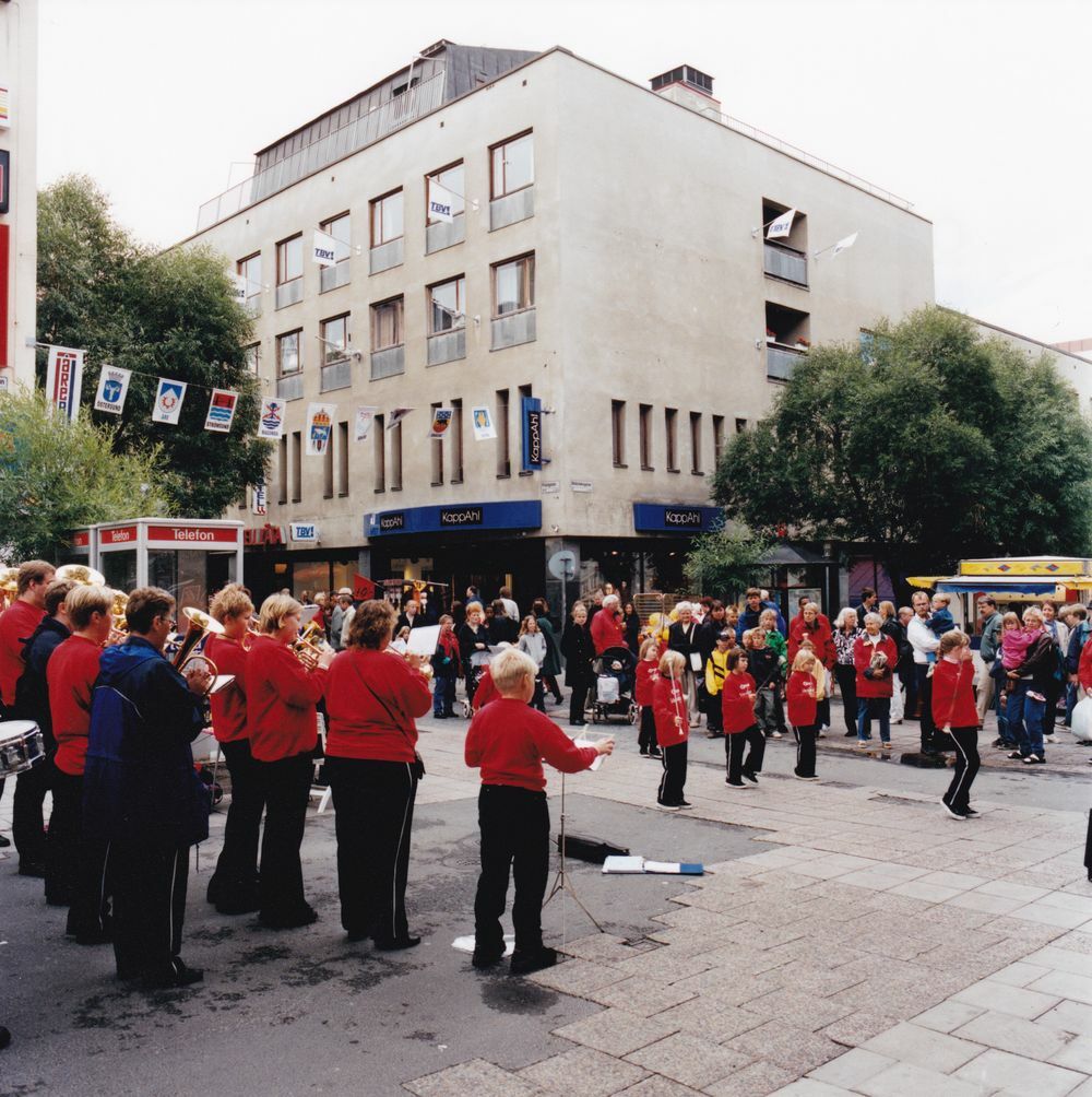 Östersund år 2000 -  Prästgatan,  Biblioteksgat...