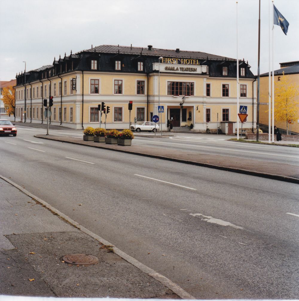 Östersund år 2000 -  Gamla teatern
