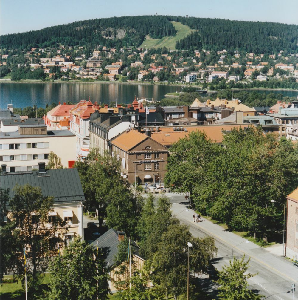 Östersund år 2000 -  Utsikter från rådhustornet