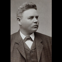 FGÖ 19128 - Stenhugg. Gustaf Olsson