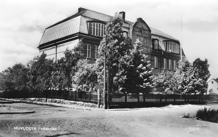 Solb 1978 22 18 - Folkskolan i Huvudsta